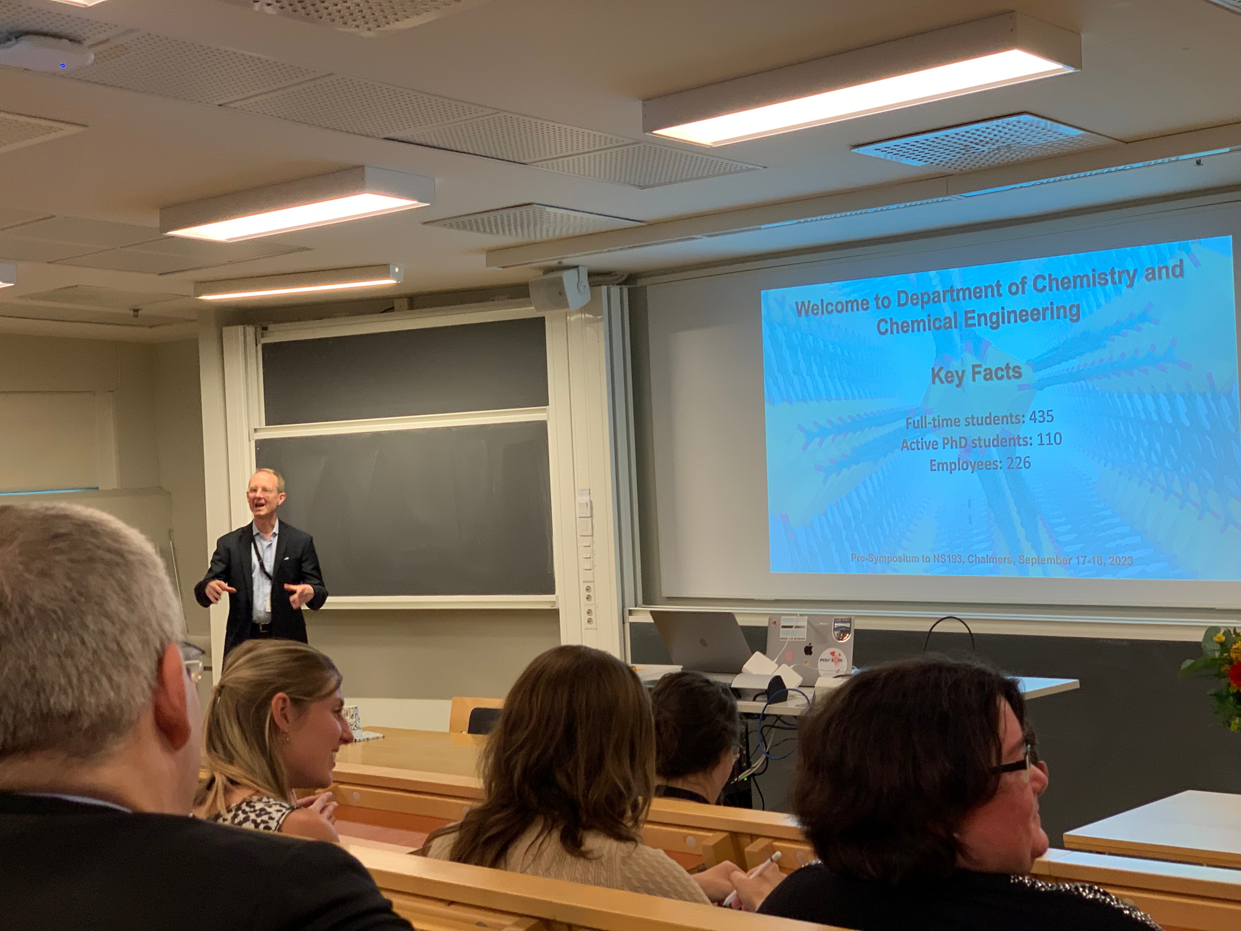 Prof. Lars openning the presymposium